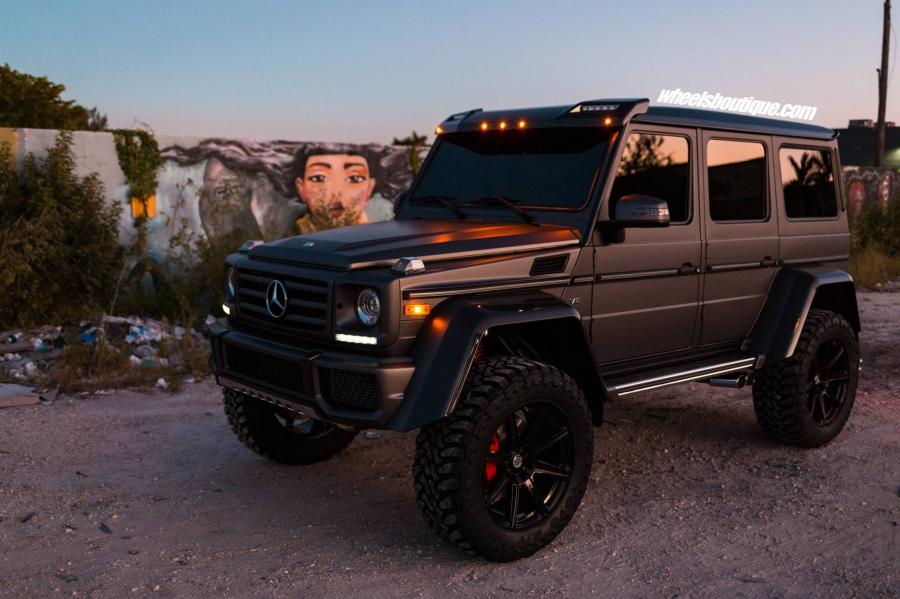  Mercedes-Benz G550 4x4&sup2; on HRE Wheels (TR188) 2018 года  (фото 1 из 4)